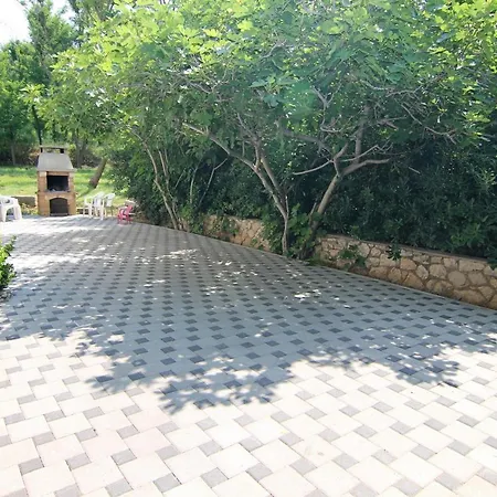Eta Guest house 3*