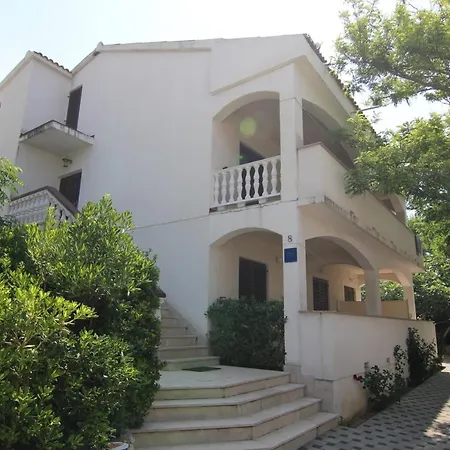 Guest house Eta 3*